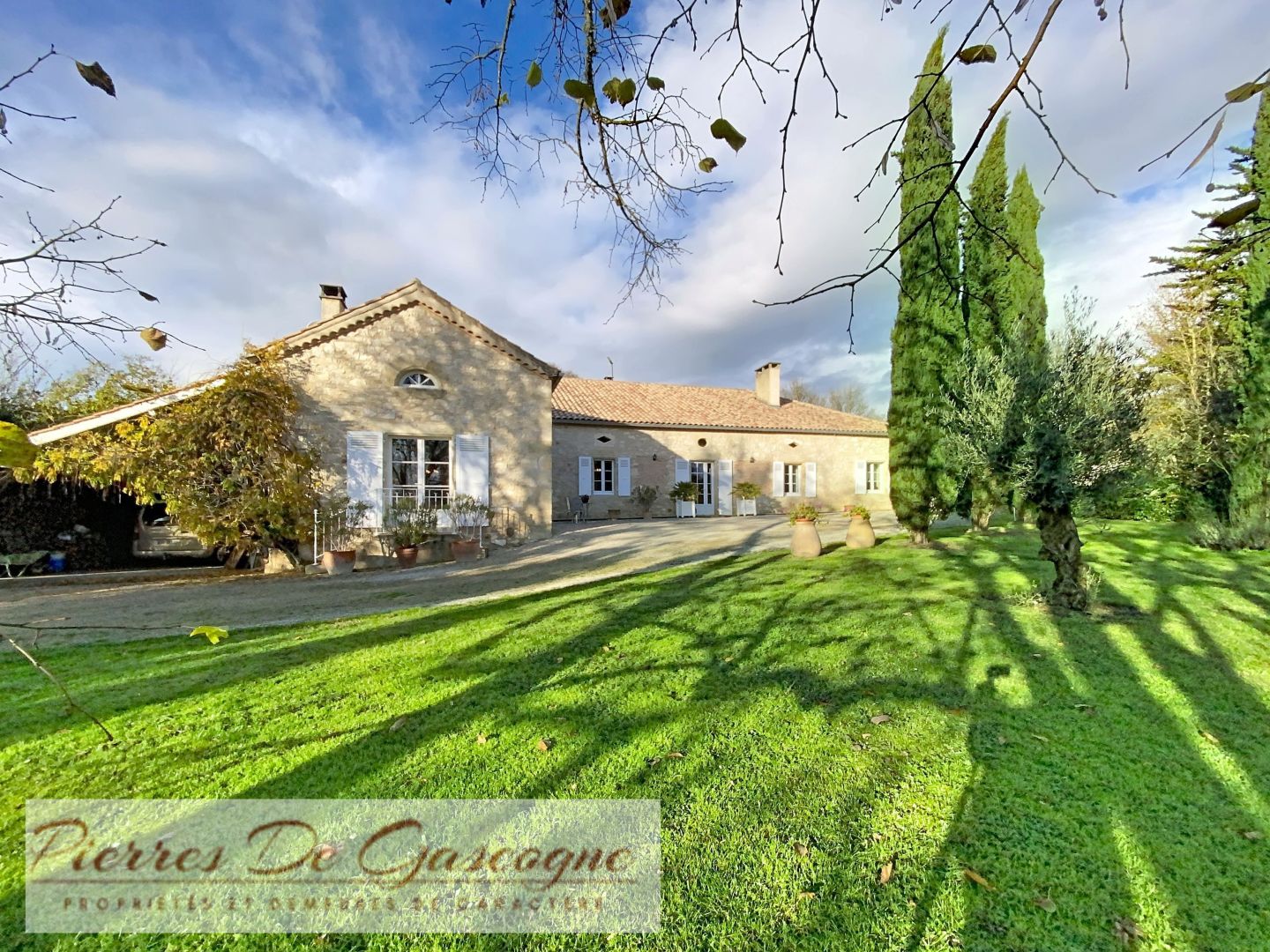 GERS – Propriété d’exception mêlant charme rustique et confort moderne