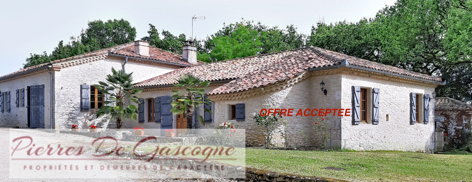 Élégante Demeure en Pierre avec Piscine, Spa et Sauna