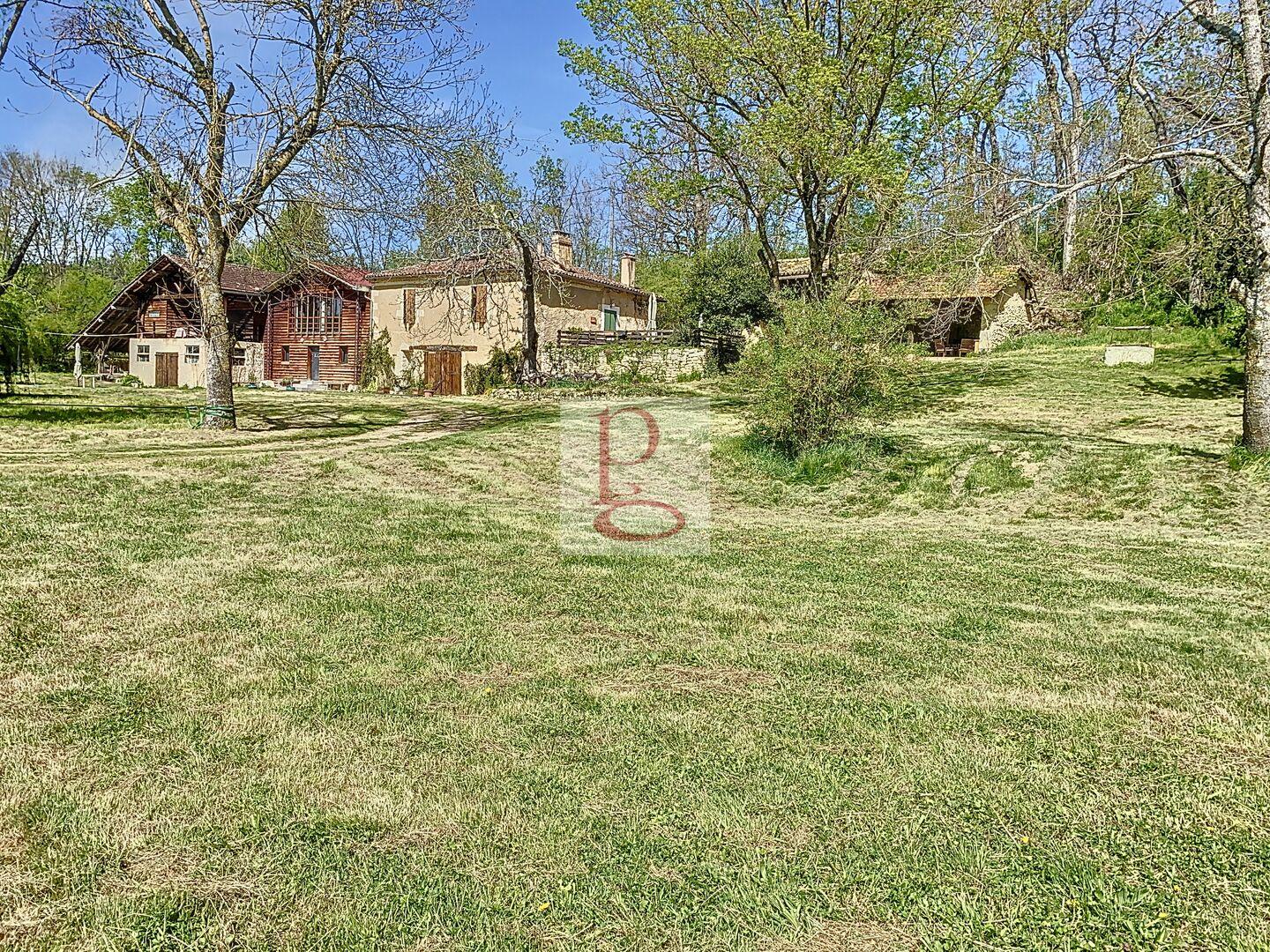 Havre de paix avec étang, ruisseau, piscine et yourte